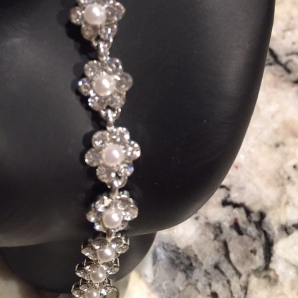 Gorgeous Bracelet - Picture 2 of 4